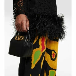 Valentino Feather-trimmed Guipure Lace Top -Deals Valentino Store unnamed file 1038