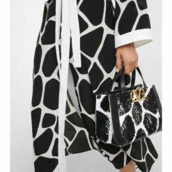 Valentino Printed Silk Robe -Deals Valentino Store unnamed file 1274