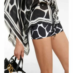 Valentino Printed Silk Charmeuse Top 9 Valentino Printed Silk Charmeuse Top -Deals Valentino Store unnamed file 1310