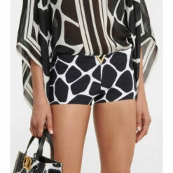 Valentino Printed Shorts -Deals Valentino Store unnamed file 1314