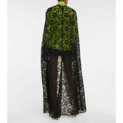Valentino Lace Cape 7 Valentino Lace Cape -Deals Valentino Store unnamed file 1337