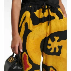 Valentino Printed Silk Crêpe De Chine Pants -Deals Valentino Store unnamed file 1597