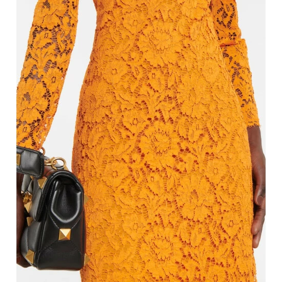 Valentino VGOLD Lace Midi Dress 6 Valentino VGOLD Lace Midi Dress - Image 4
