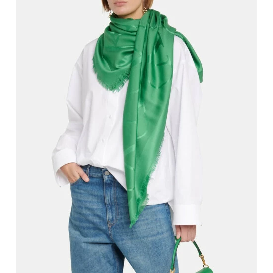 Valentino VLogo Silk And Wool Scarf 3 Valentino VLogo Silk And Wool Scarf