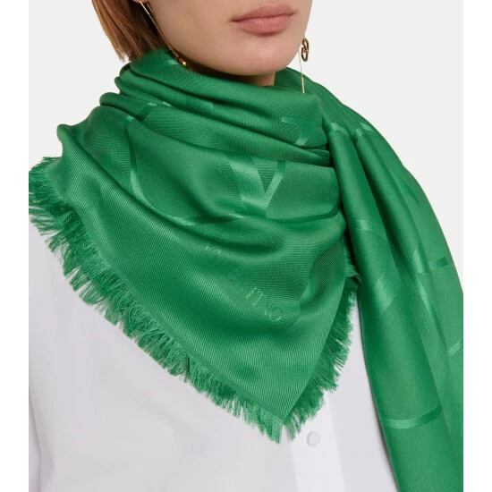 Valentino VLogo Silk And Wool Scarf 4 Valentino VLogo Silk And Wool Scarf - Image 2