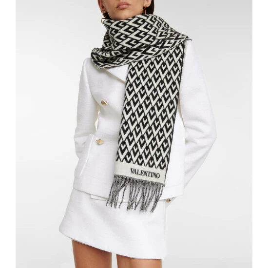 Valentino Jacquard Wool And Cashmere Scarf 3 Valentino Jacquard Wool And Cashmere Scarf