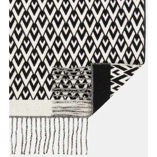 Valentino Jacquard Wool And Cashmere Scarf 6 Valentino Jacquard Wool And Cashmere Scarf - Image 4