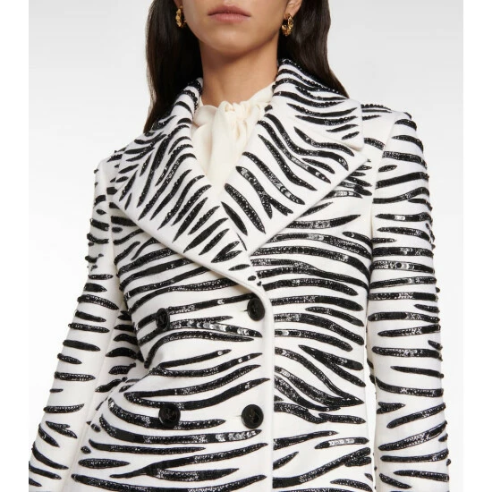 Valentino Embellished Wool And Cashmere Coat 5 Valentino Embellished Wool And Cashmere Coat - Image 3