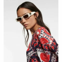 Valentino Rectangular Sunglasses -Deals Valentino Store unnamed file 2014