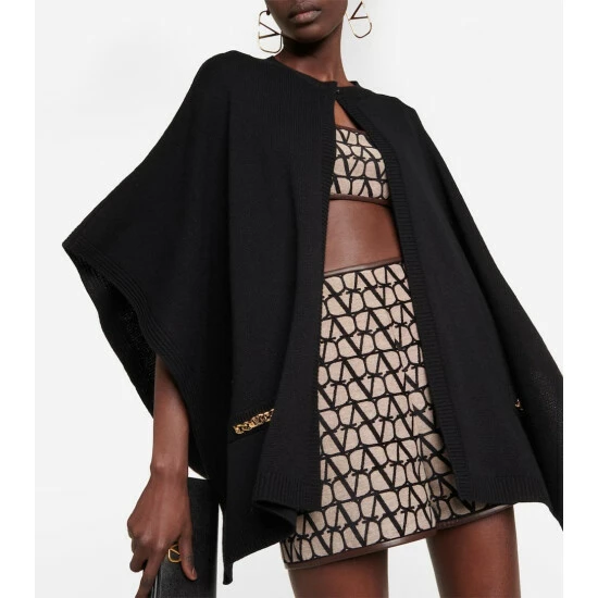 Valentino VLogo Chain Cashmere Cardigan 5 Valentino VLogo Chain Cashmere Cardigan - Image 3