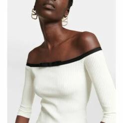 Valentino Ribbed-knit Off-shoulder Top -Deals Valentino Store unnamed file 301