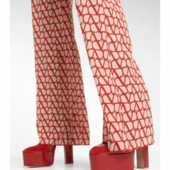 Valentino VLogo-print Wide-leg Silk Pants 9 Valentino VLogo-print Wide-leg Silk Pants -Deals Valentino Store unnamed file 331