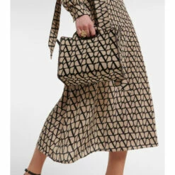 Valentino VLogo Print Silk Midi Dress 9 Valentino VLogo Print Silk Midi Dress -Deals Valentino Store unnamed file 402